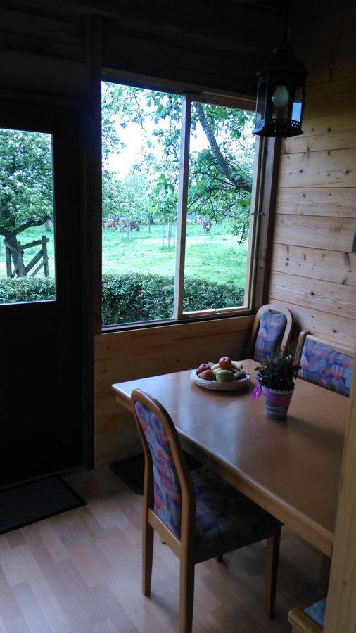 Bed and Breakfast S'Husli Embrach Exterior foto