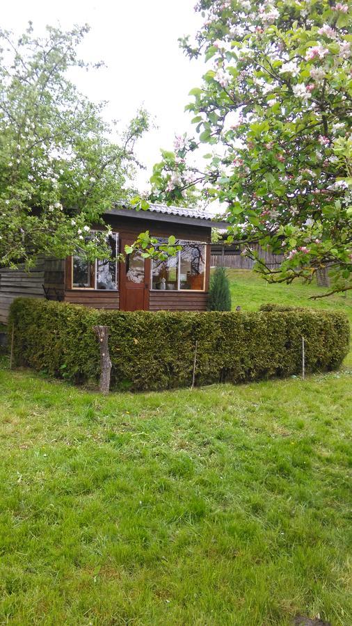 Bed and Breakfast S'Husli Embrach Exterior foto