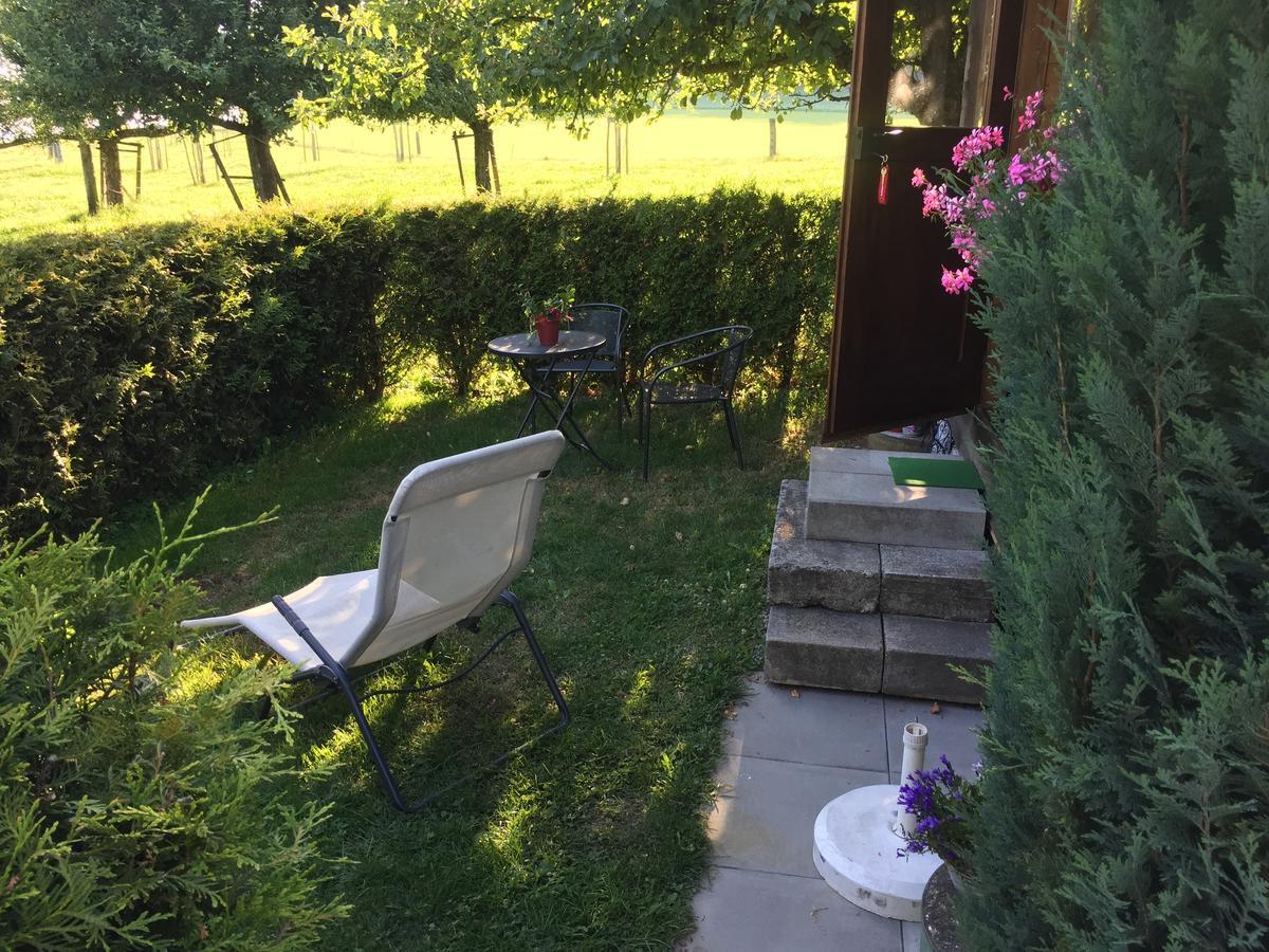Bed and Breakfast S'Husli Embrach Exterior foto